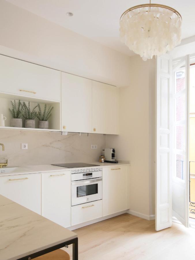 Staylish Studio Apartment In Malasana Madrid Esterno foto