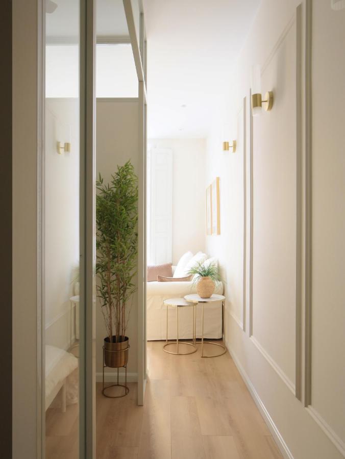 Staylish Studio Apartment In Malasana Madrid Esterno foto