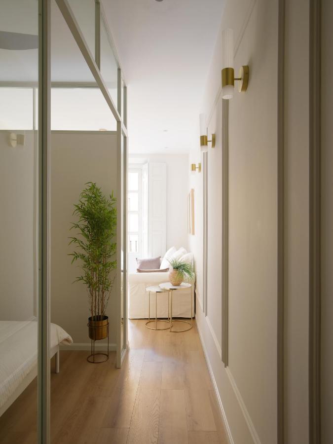 Staylish Studio Apartment In Malasana Madrid Esterno foto