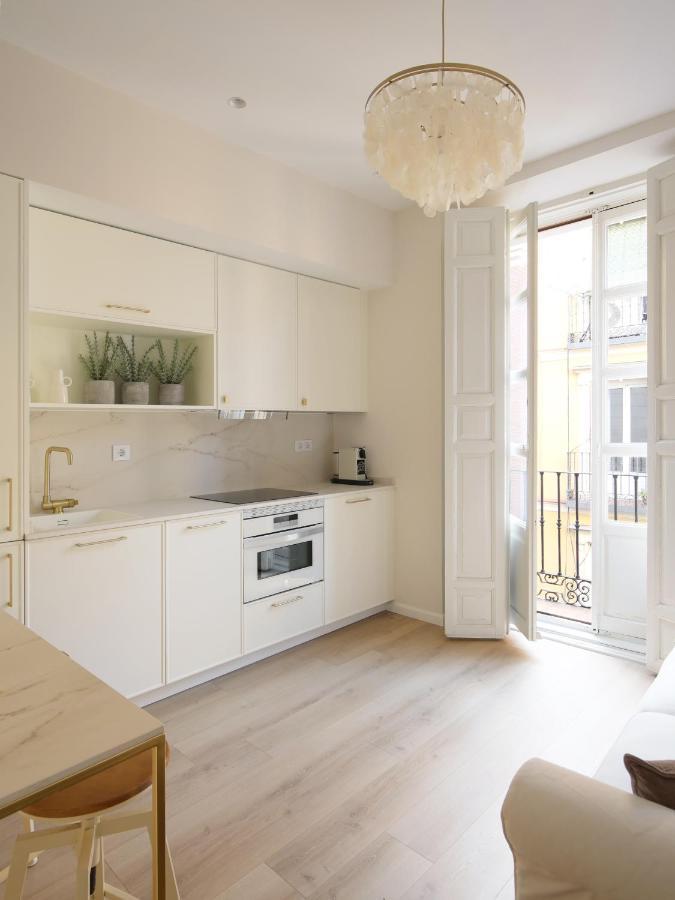 Staylish Studio Apartment In Malasana Madrid Esterno foto