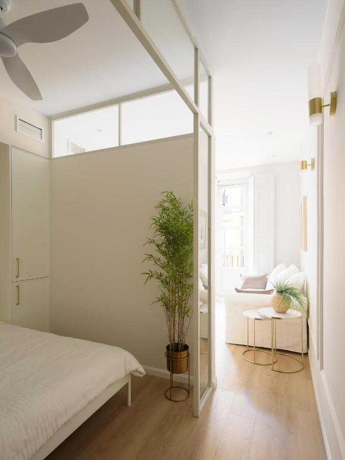 Staylish Studio Apartment In Malasana Madrid Esterno foto